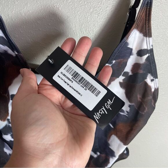 New with tags Nasty Gal Cow Print Plunge High Leg Swimsuit Size 8 - Picture 4 of 6